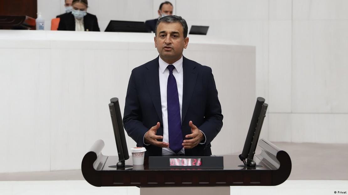CHP Medya ve Halkla İlişkilerden Sorumlu Genel Başkan Yardımcısı Burhanettin Bulut 