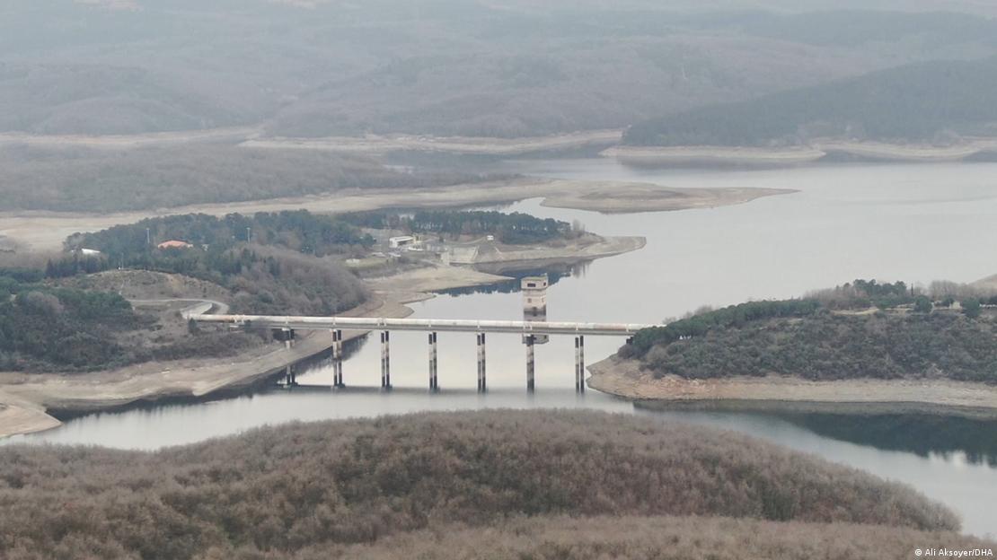 İstanbul'da su seviyesi oldukça düşük Ömerli Barajı'nın görüntüsü