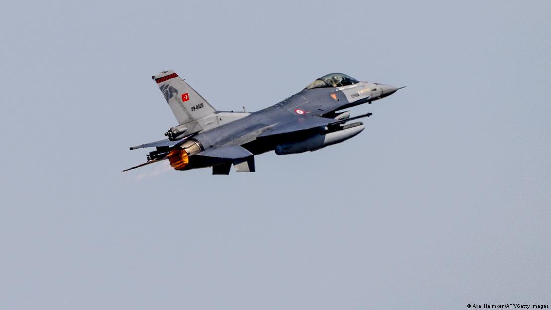 Türk Hava Kuvvetleri'ne ait, F-16 tipi bir savaş uçağı - (09.06.2023)