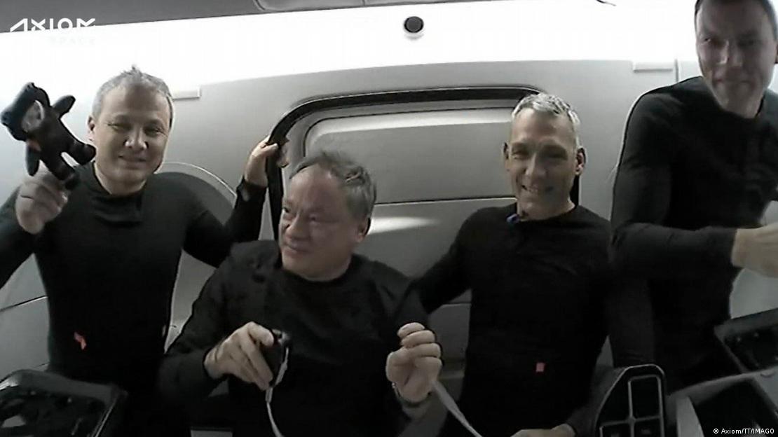 Ax-3 misyonuna katılan astronotlar Alper Gezeravcı, López-Alegría, Walter Villadei ve Marcus Wandt.