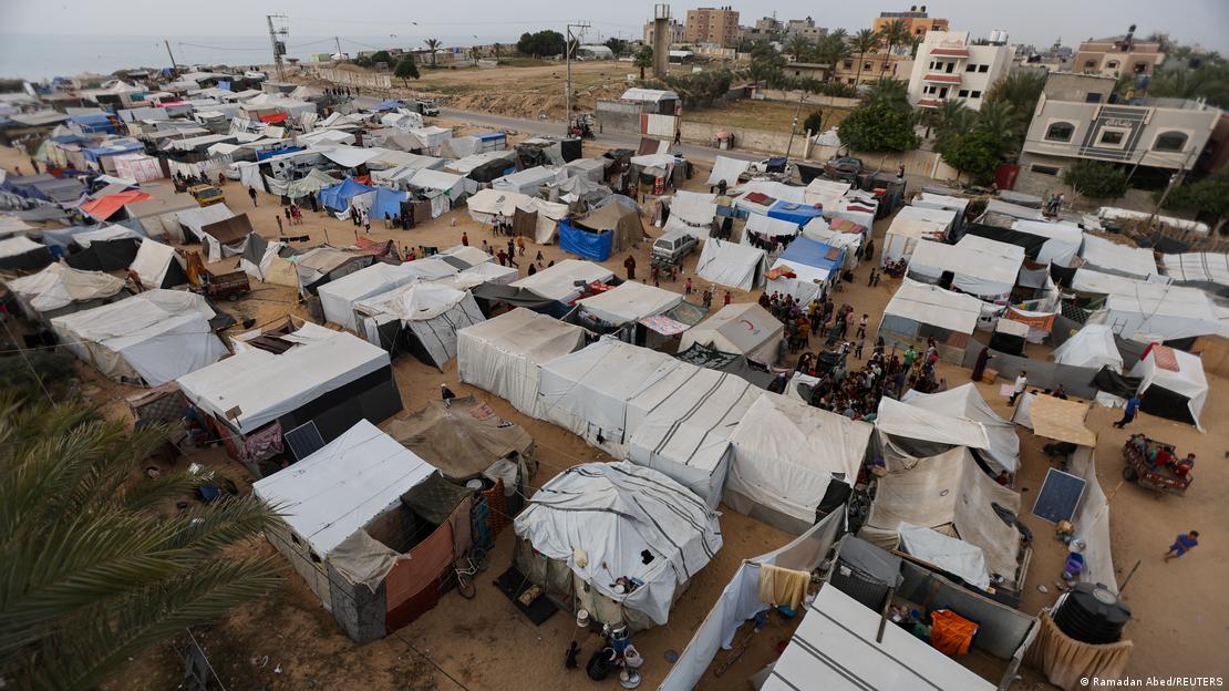 Refah'ta kurulan çadırlar